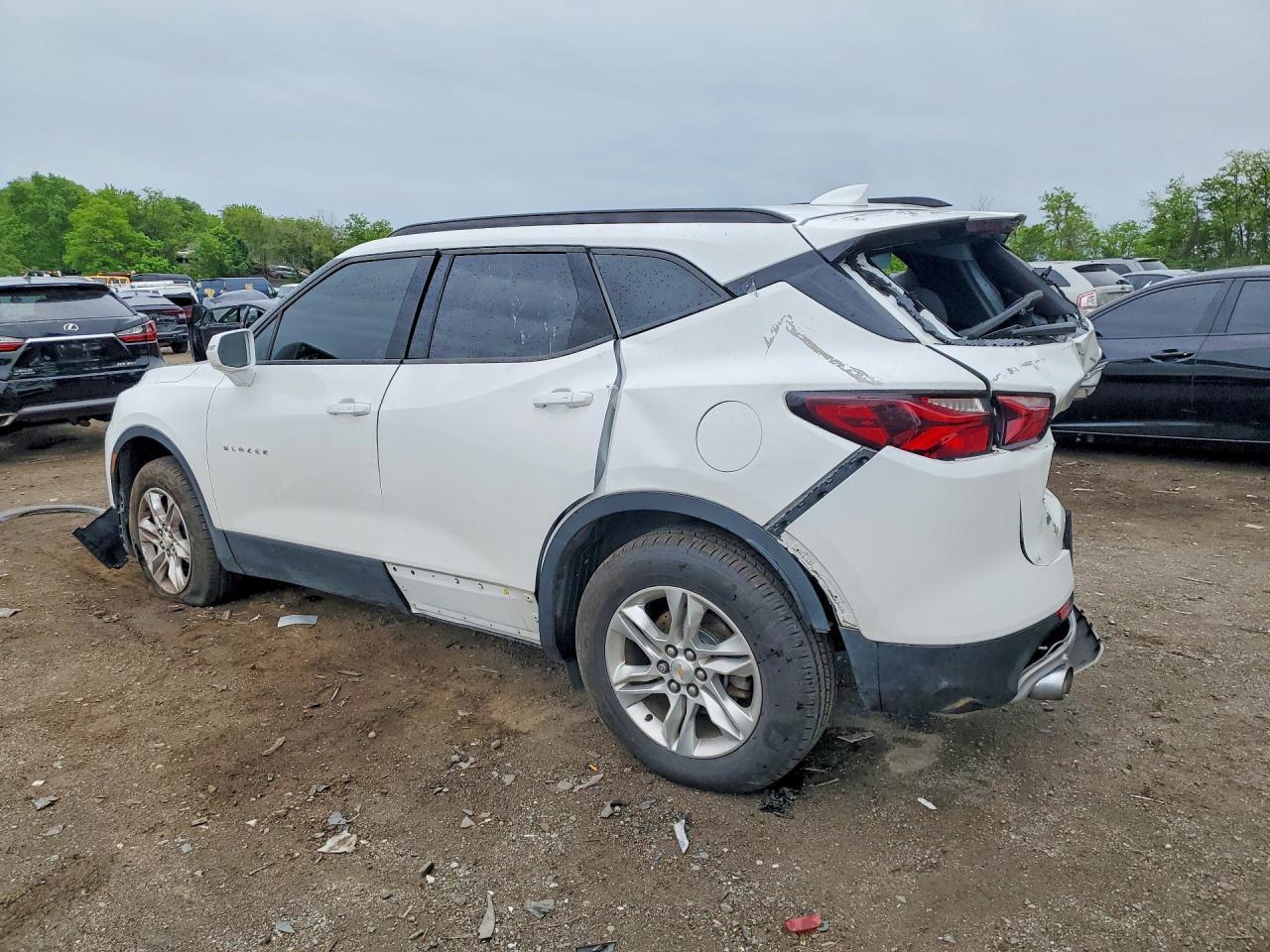 2019 Chevrolet Blazer 3Lt - Image 2