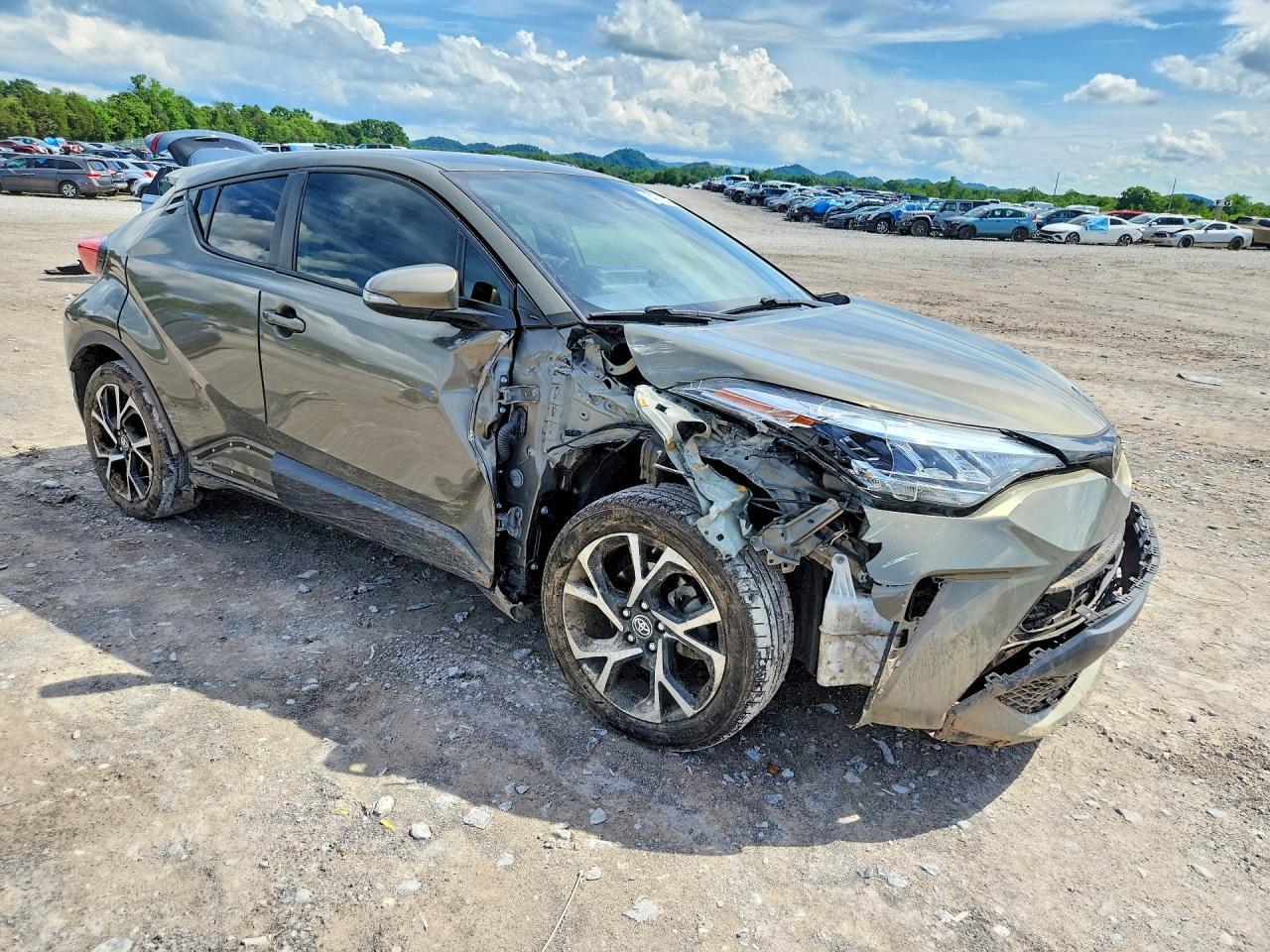 2021 Toyota C-Hr Xle - Фото 4