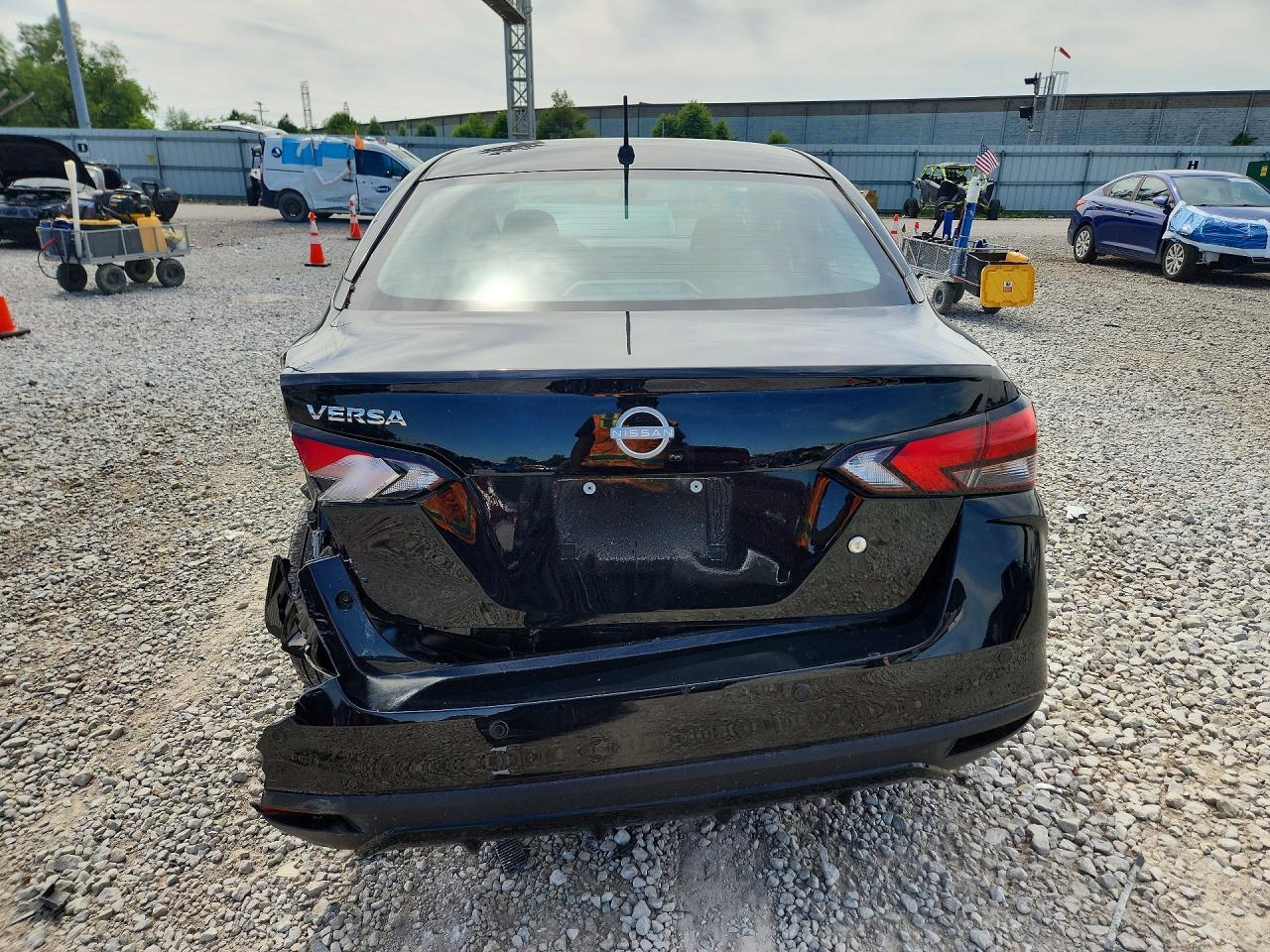2025 Nissan Versa S - Фото 6