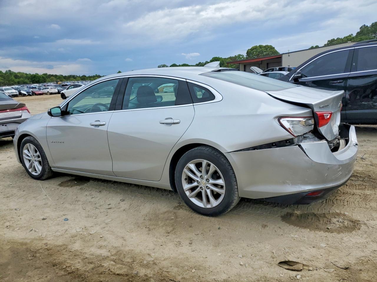 2016 Chevrolet Malibu Hybrid - Image 2