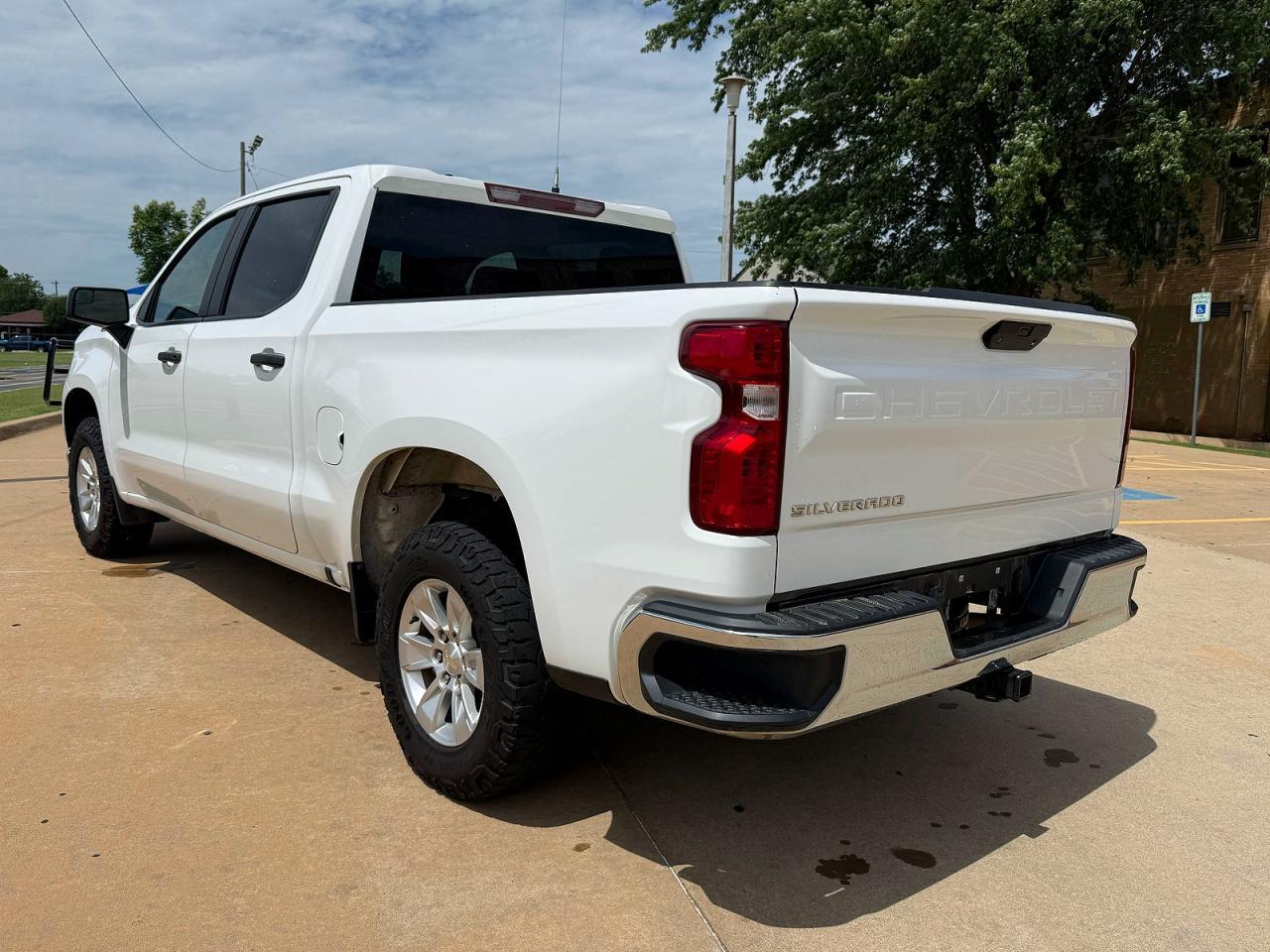 2021 Chevrolet Silverado K1500 - Фото 3