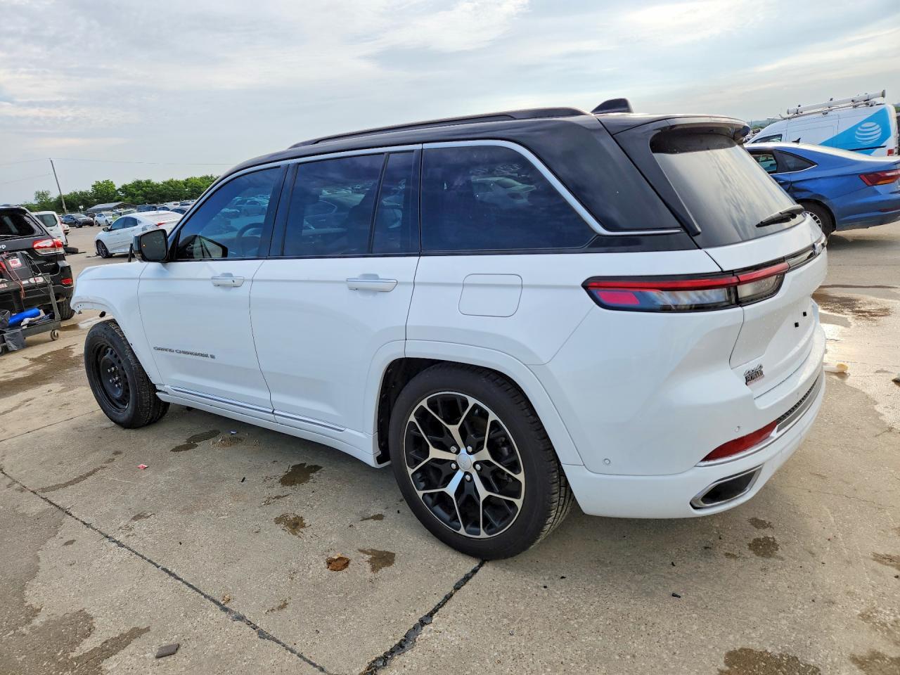 2025 Jeep Grand Cherokee Summit - Фото 2