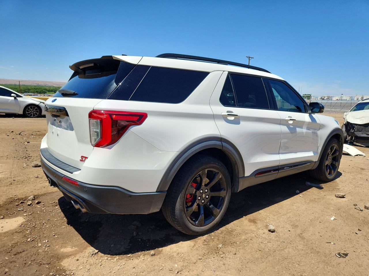 2020 Ford Explorer St - Фото 3