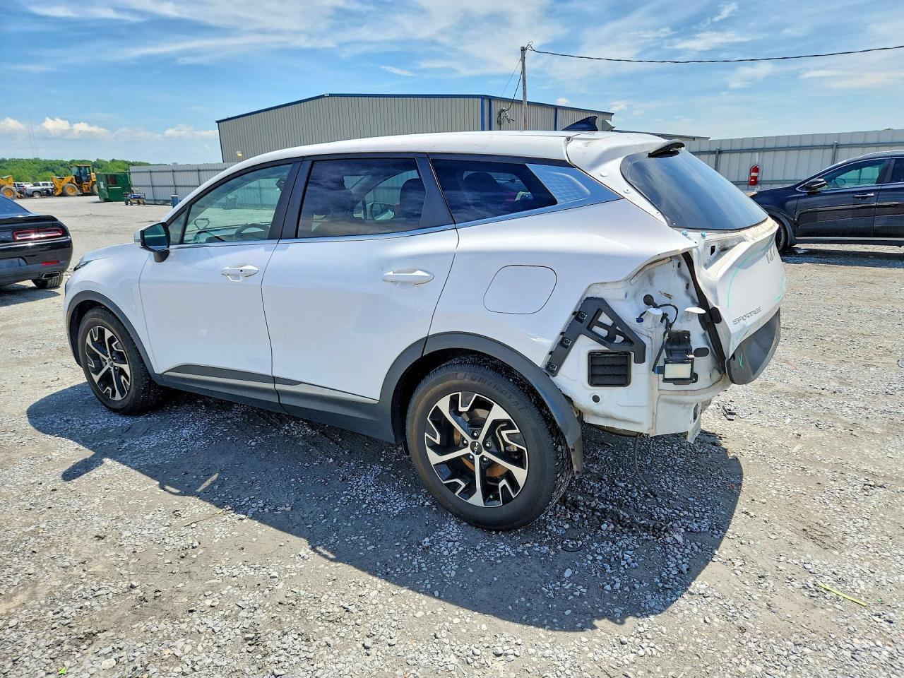 2023 Kia Sportage Ex - Image 2