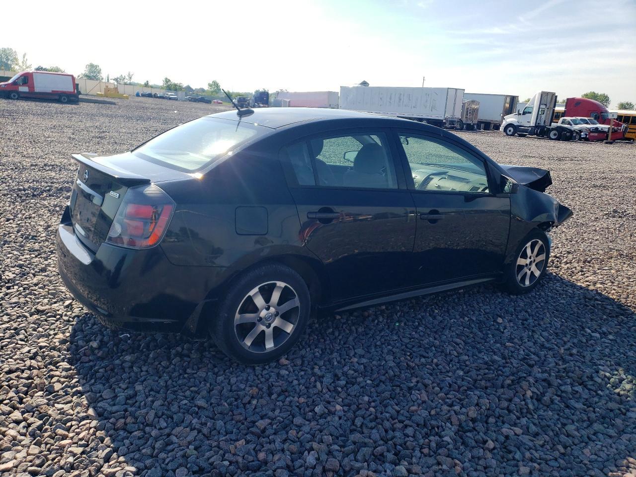 2012 Nissan Sentra - Image 3