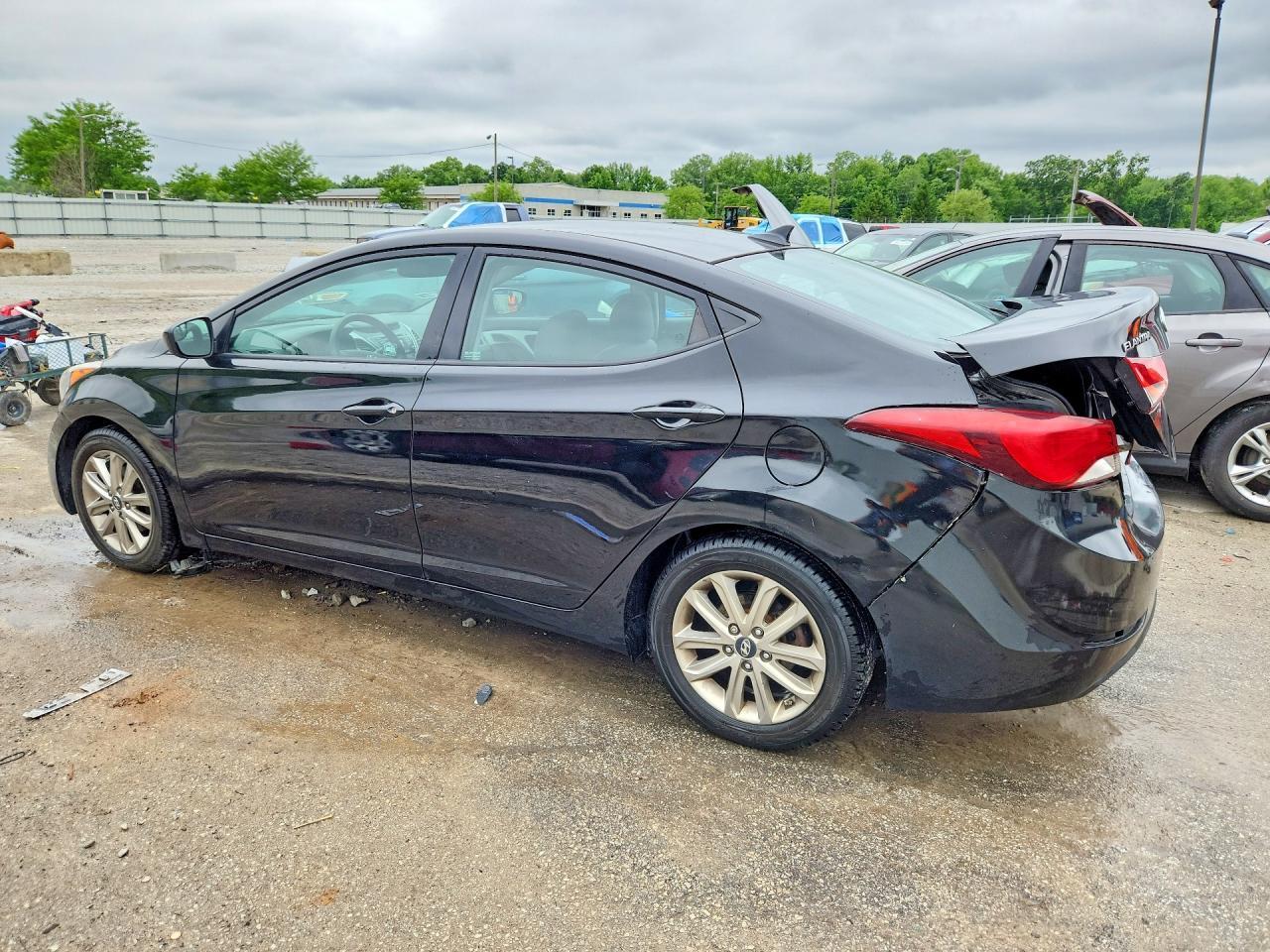 2015 Hyundai Elantra Se - Фото 2