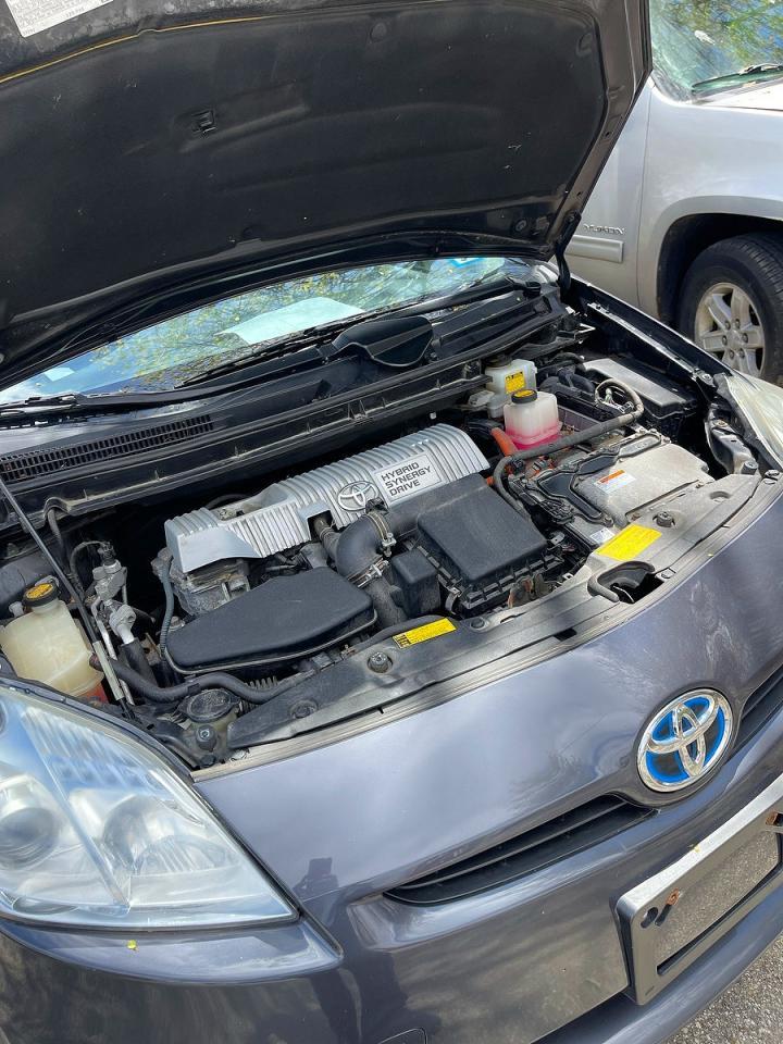 2011 Toyota Prius Two - Image 7