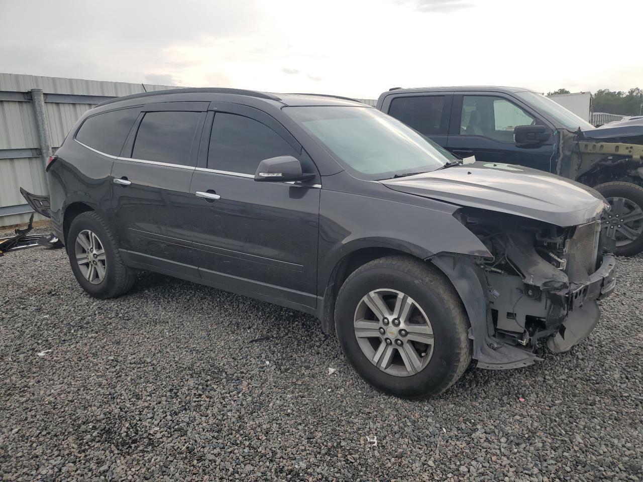 2017 Chevrolet Traverse Lt - Image 4