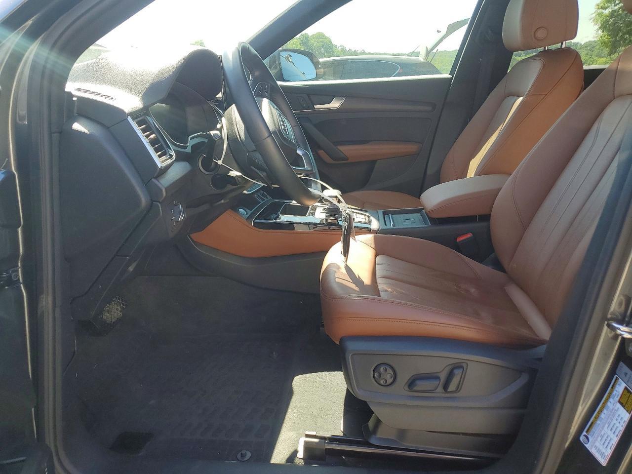 2022 Audi Q5 Premium Plus 45 - Image 7