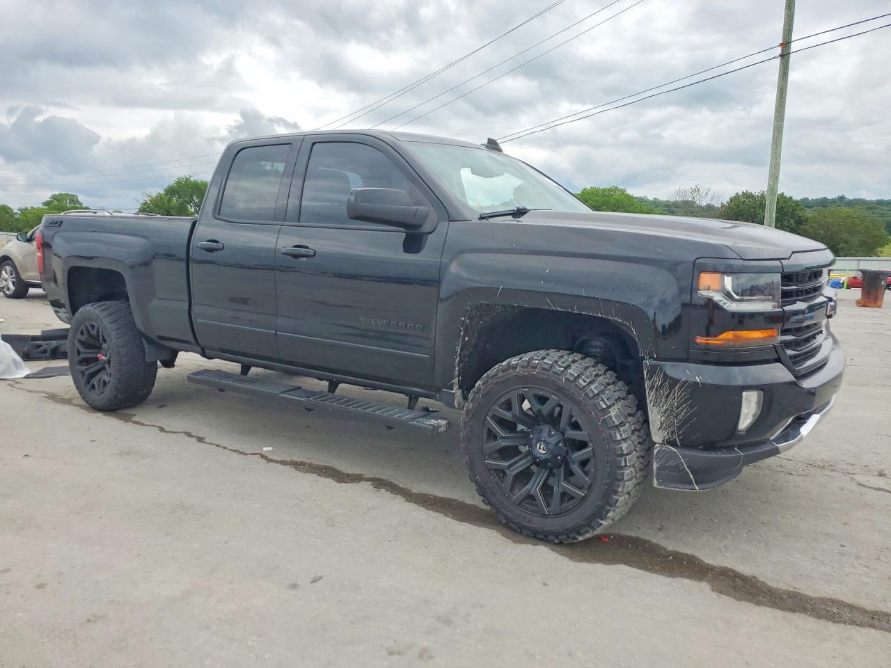 2017 Chevrolet Silverado K1500 Lt - Фото 4