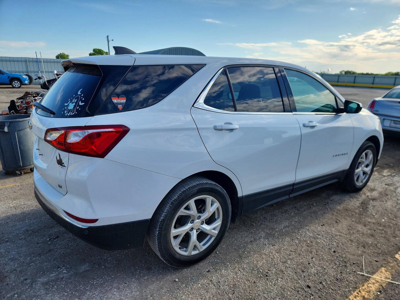 2020 Chevrolet Equinox Lt - Фото 3