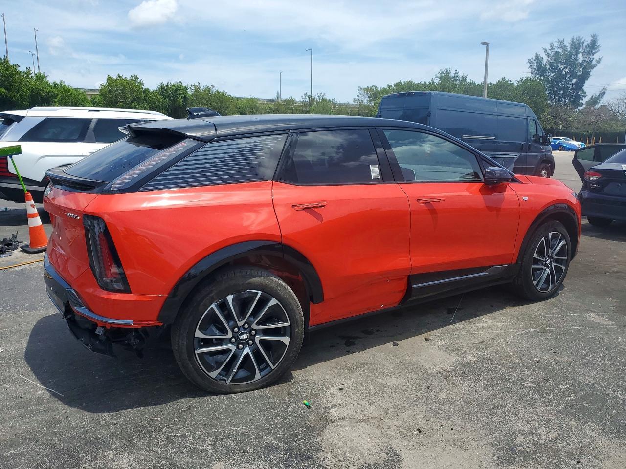2025 Cadillac Optiq Sport - Image 3