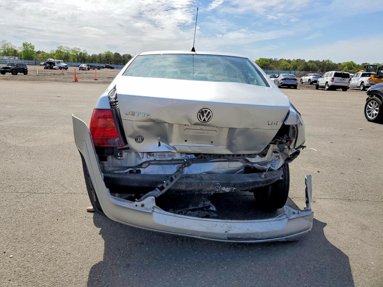 2002 Volkswagen Jetta Gls Tdi - Image 6
