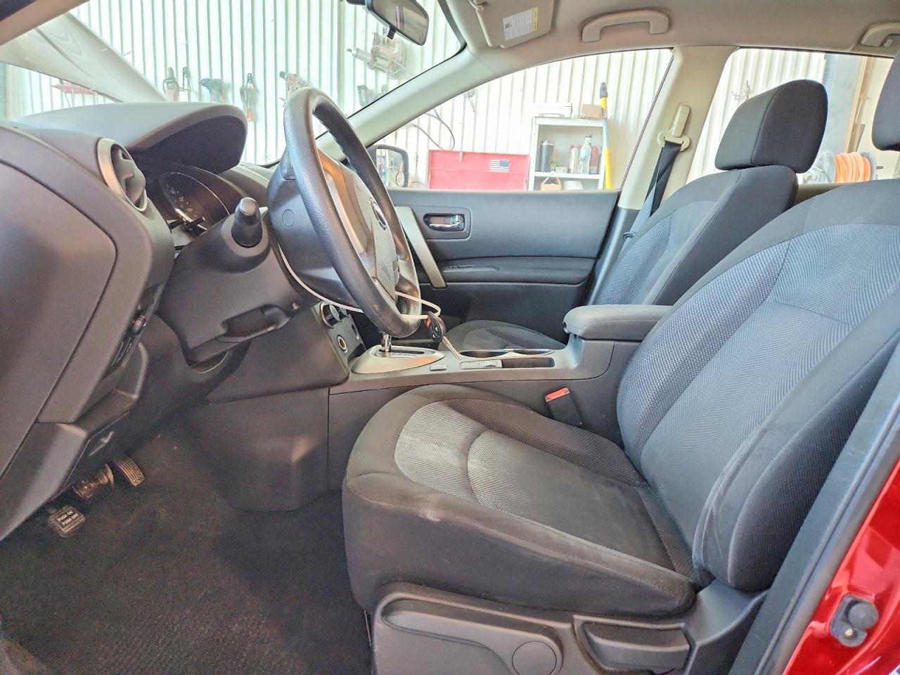 2013 Nissan Rogue S - Image 7
