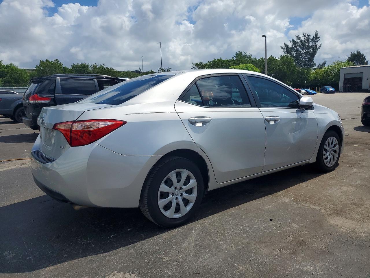 2019 Toyota Corolla Le - Image 3