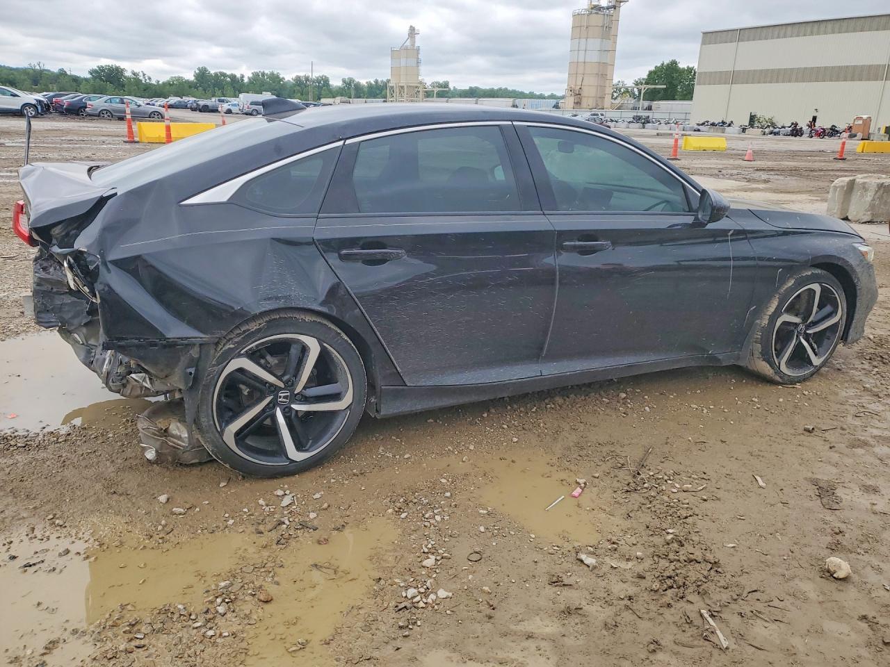2020 Honda Accord Sport - Фото 3