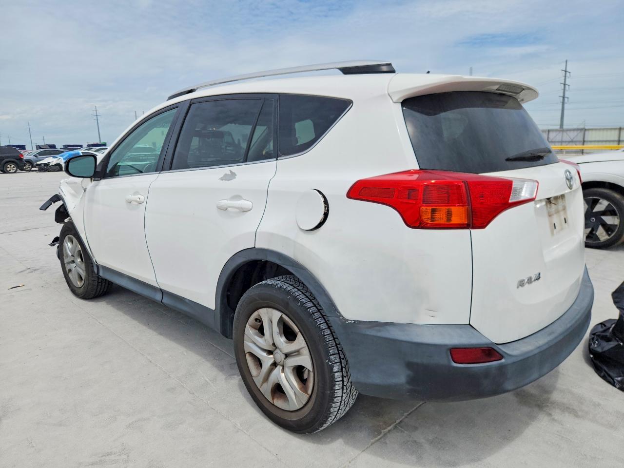 2014 Toyota Rav4 Le - Image 2