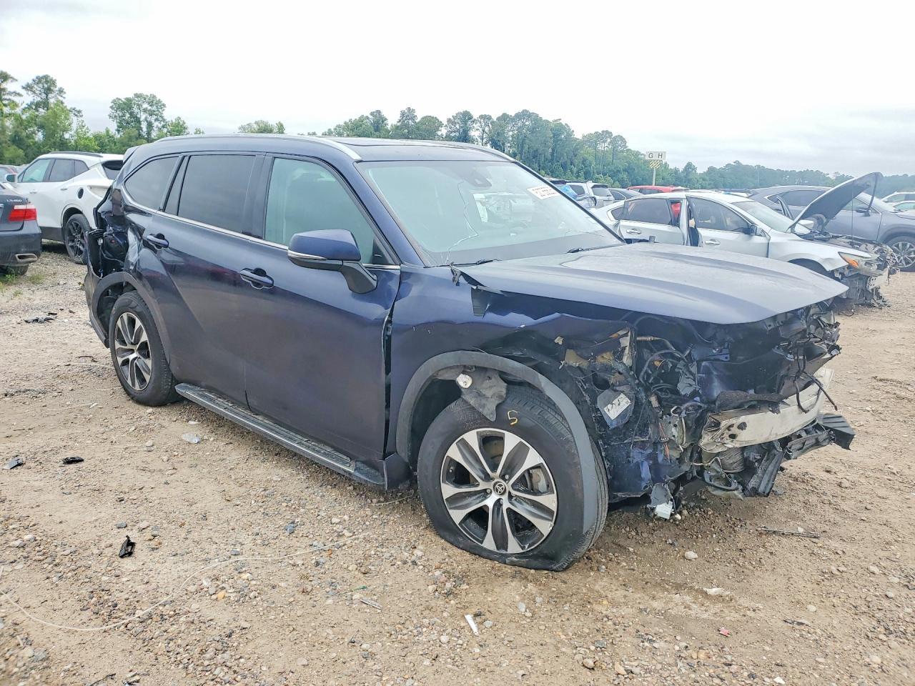2021 Toyota Highlander Xle - Фото 4