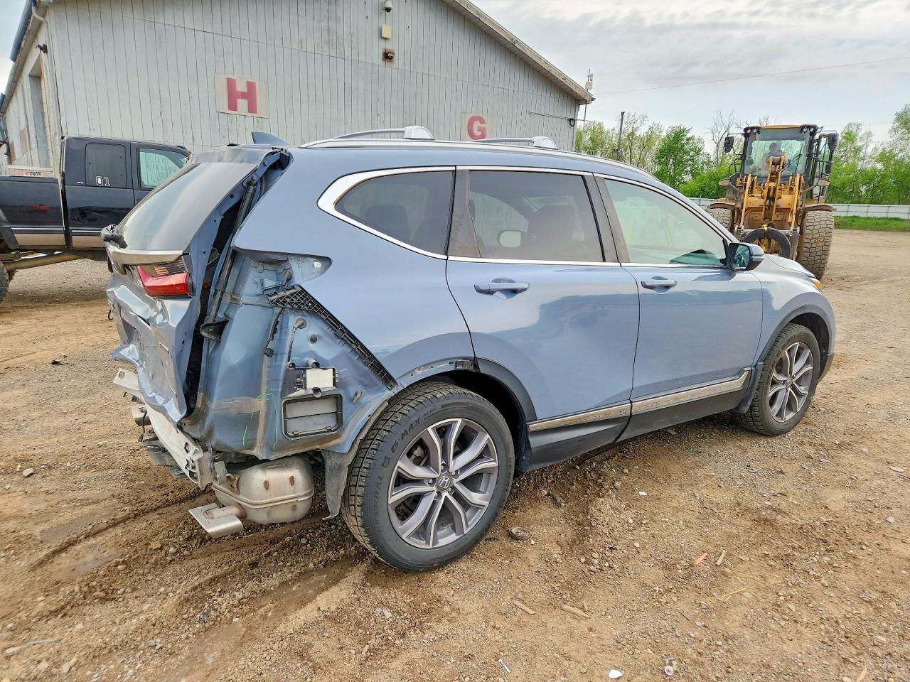 2022 Honda Cr-V Touring - Image 3
