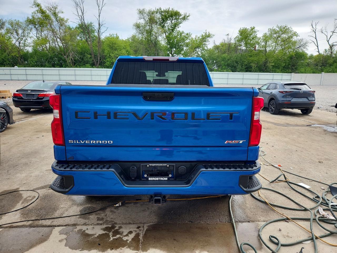 2022 Chevrolet Silverado K1500 Rst - Image 6