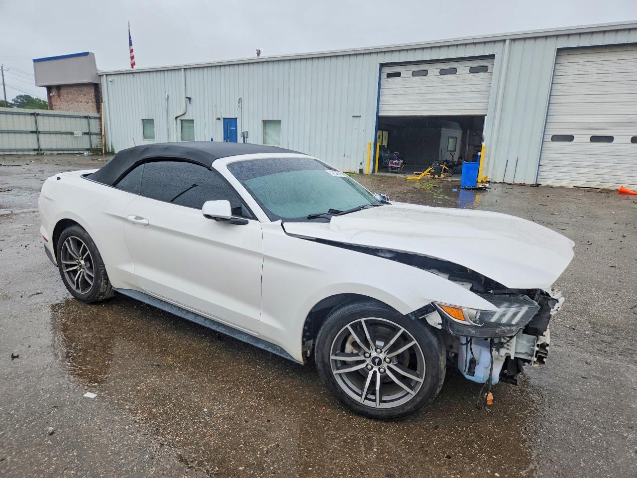 2017 Ford Mustang - Фото 4