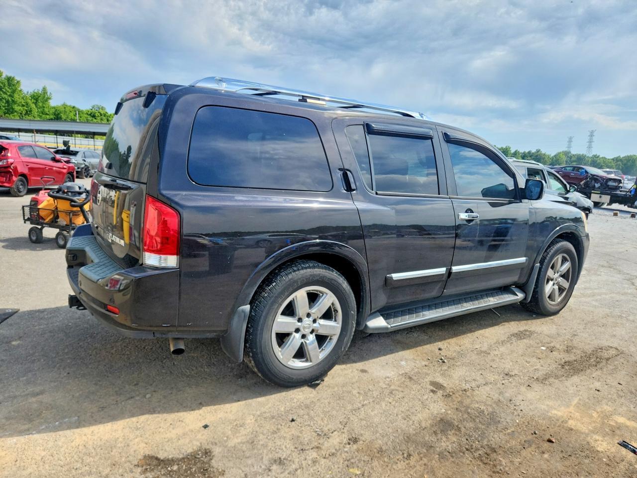 2011 Nissan Armada Sv - Фото 3