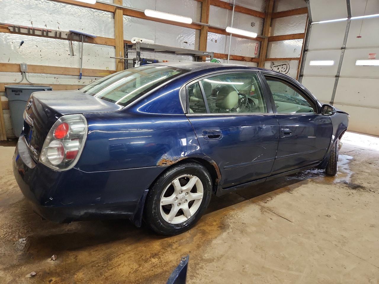 2006 Nissan Altima 3.5 Se - Image 3
