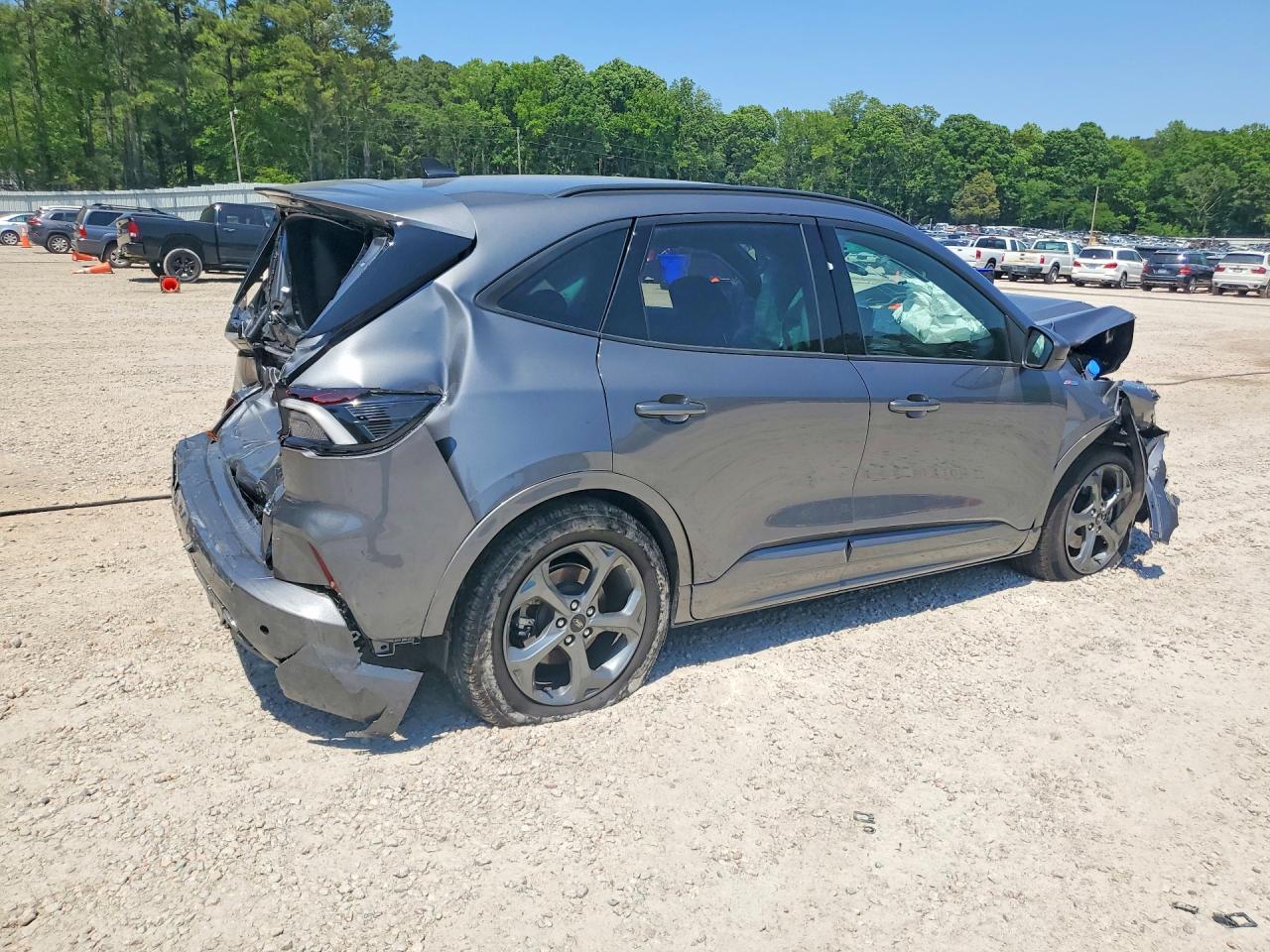 2023 Ford Escape St Line - Фото 3
