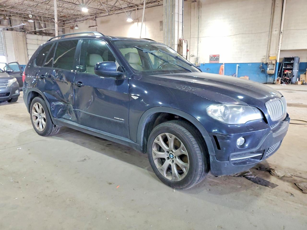 2010 BMW X5 xDrive48I - Фото 4