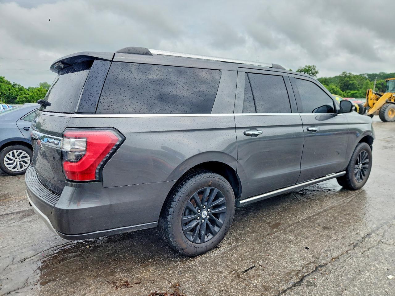 2019 Ford Expedition Max Limited - Image 3