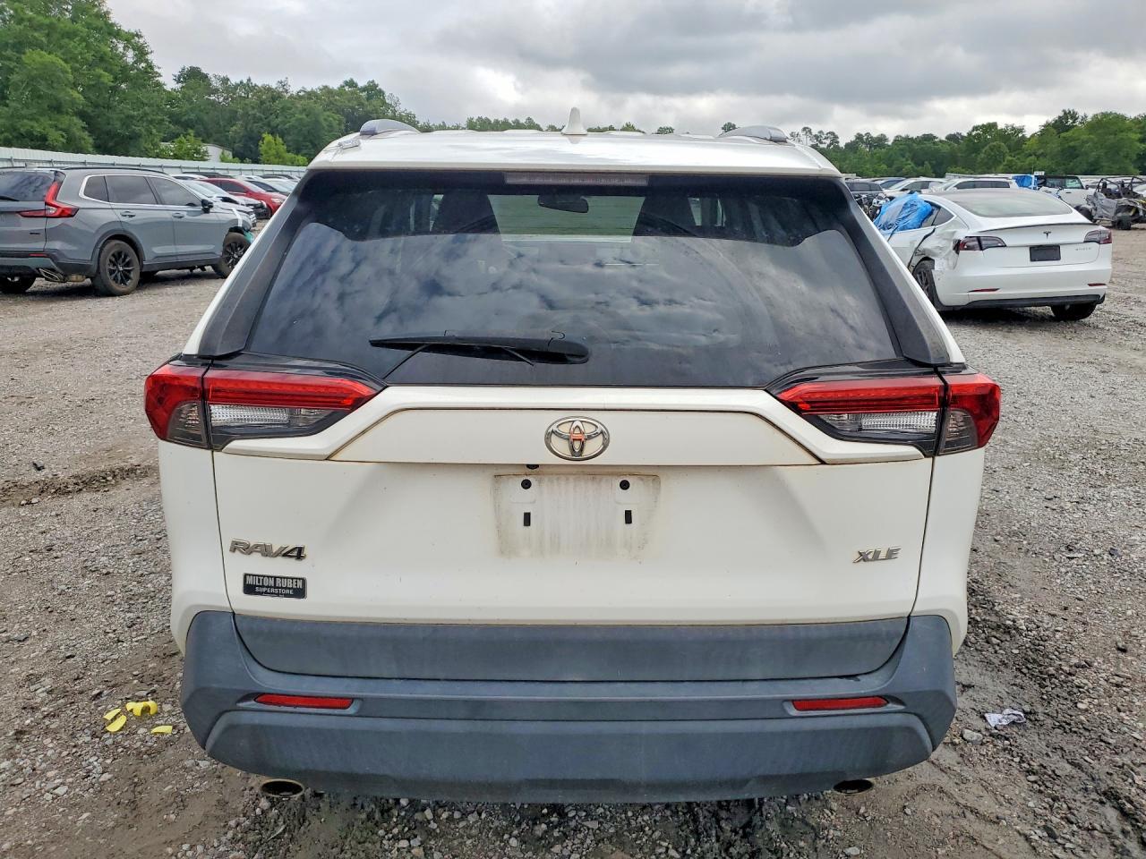 2019 Toyota Rav4 Xle Premium - Image 6