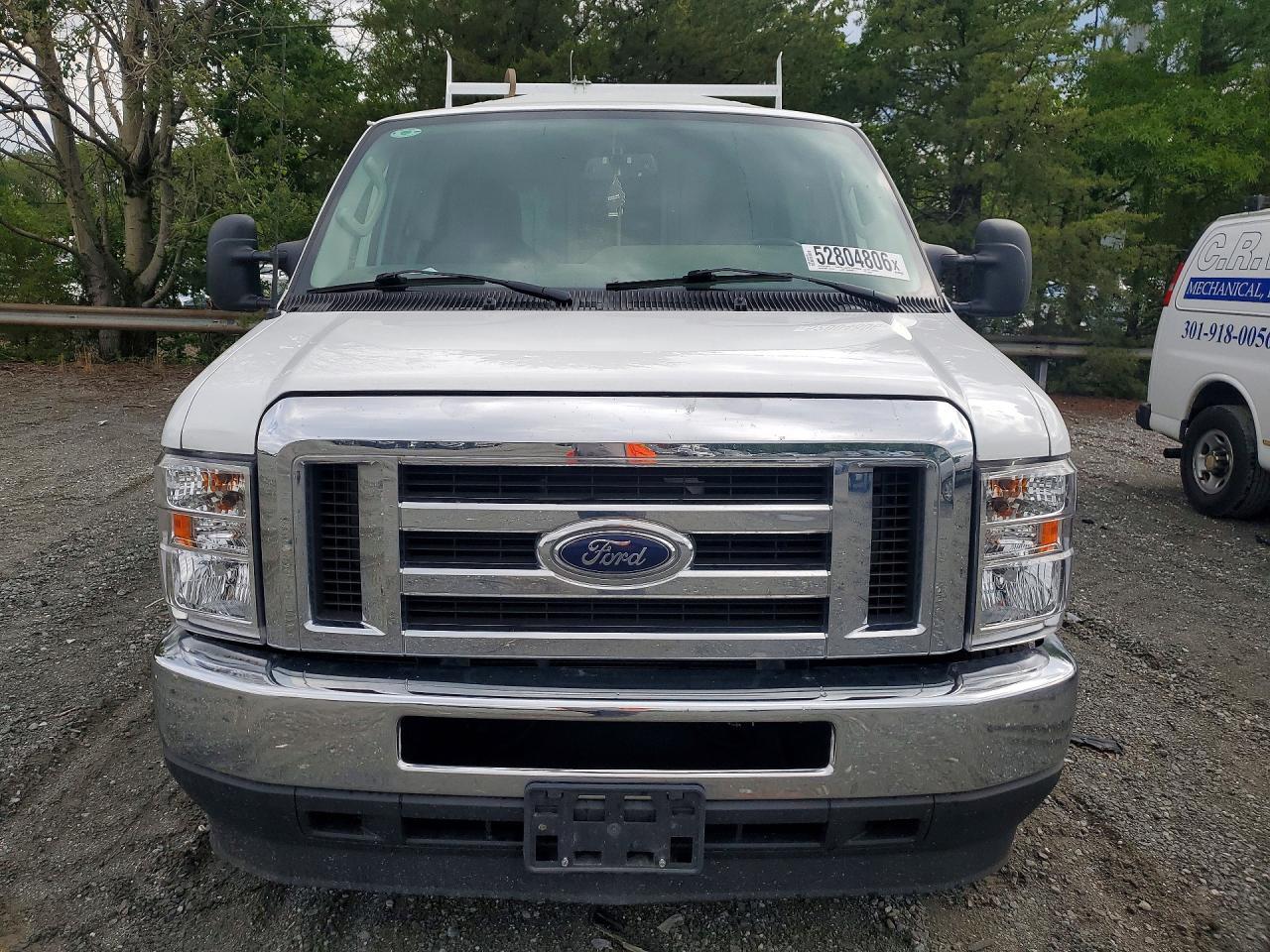 2024 Ford Econoline E350 Super Duty Cutaway Van - Image 5