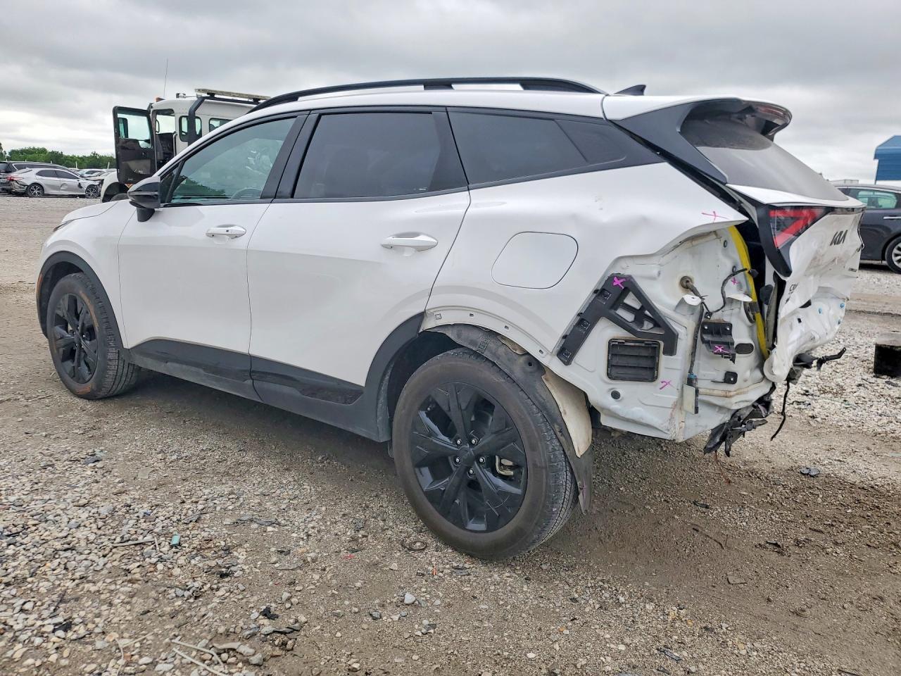 2025 Kia Sportage X Line - Фото 2