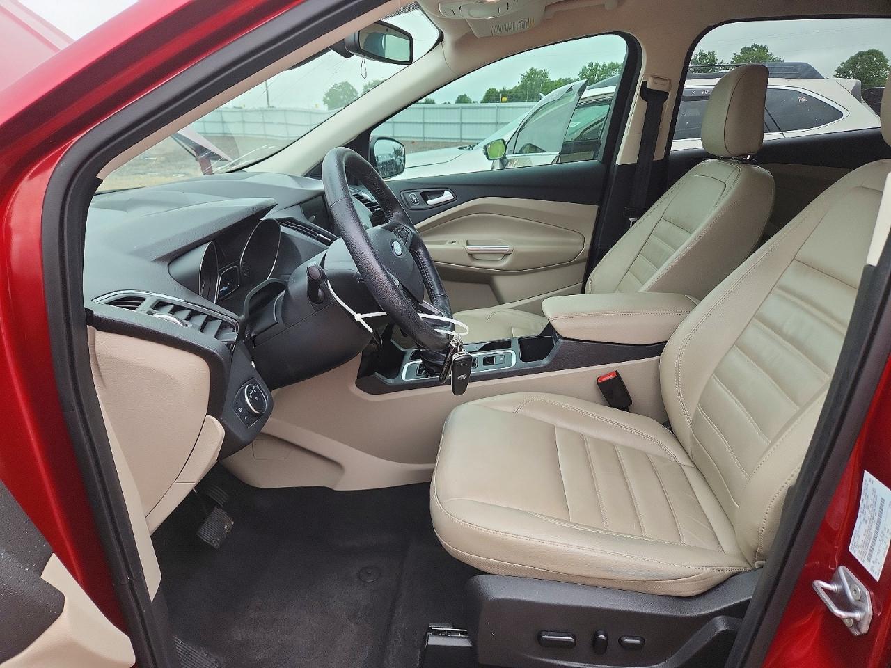 2019 Ford Escape Titanium - Image 7