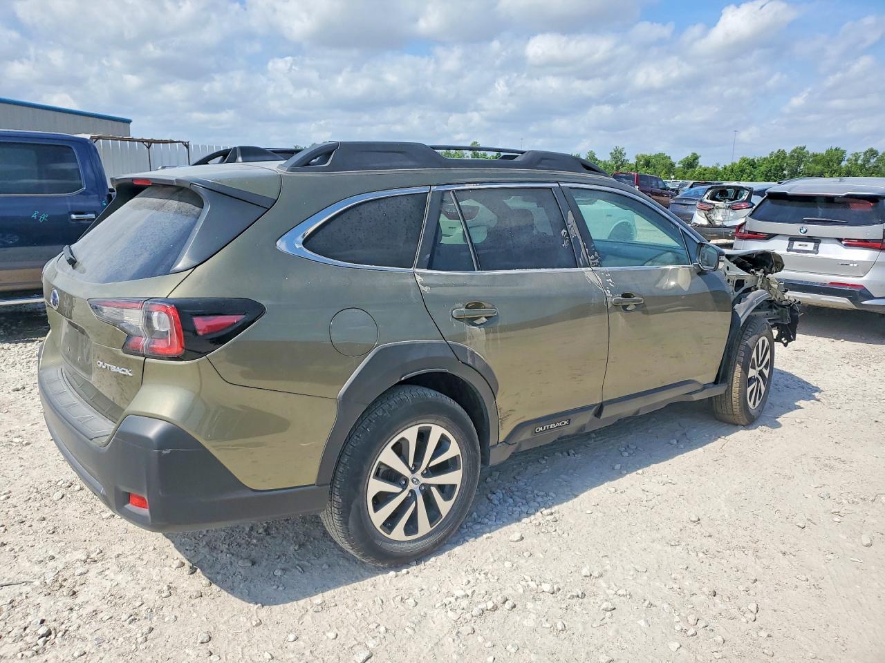 2025 Subaru Outback Premium - Фото 3