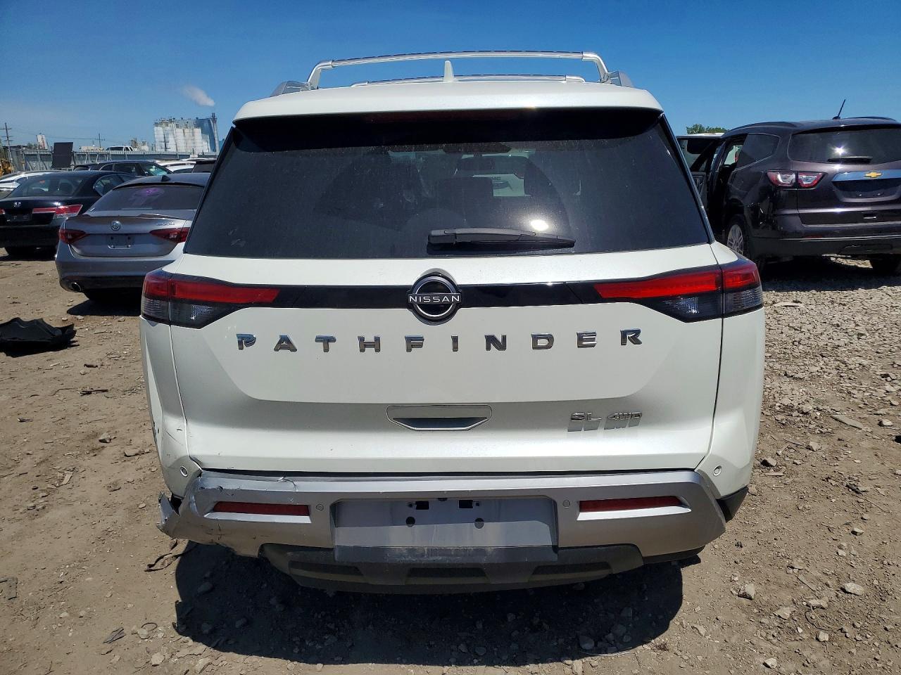 2022 Nissan Pathfinder Sl - Фото 6