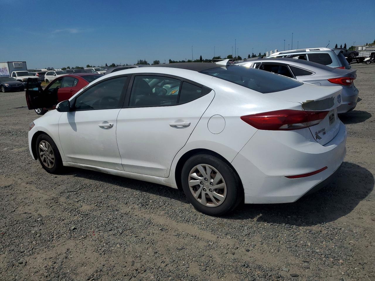 2017 Hyundai Elantra Se - Фото 2