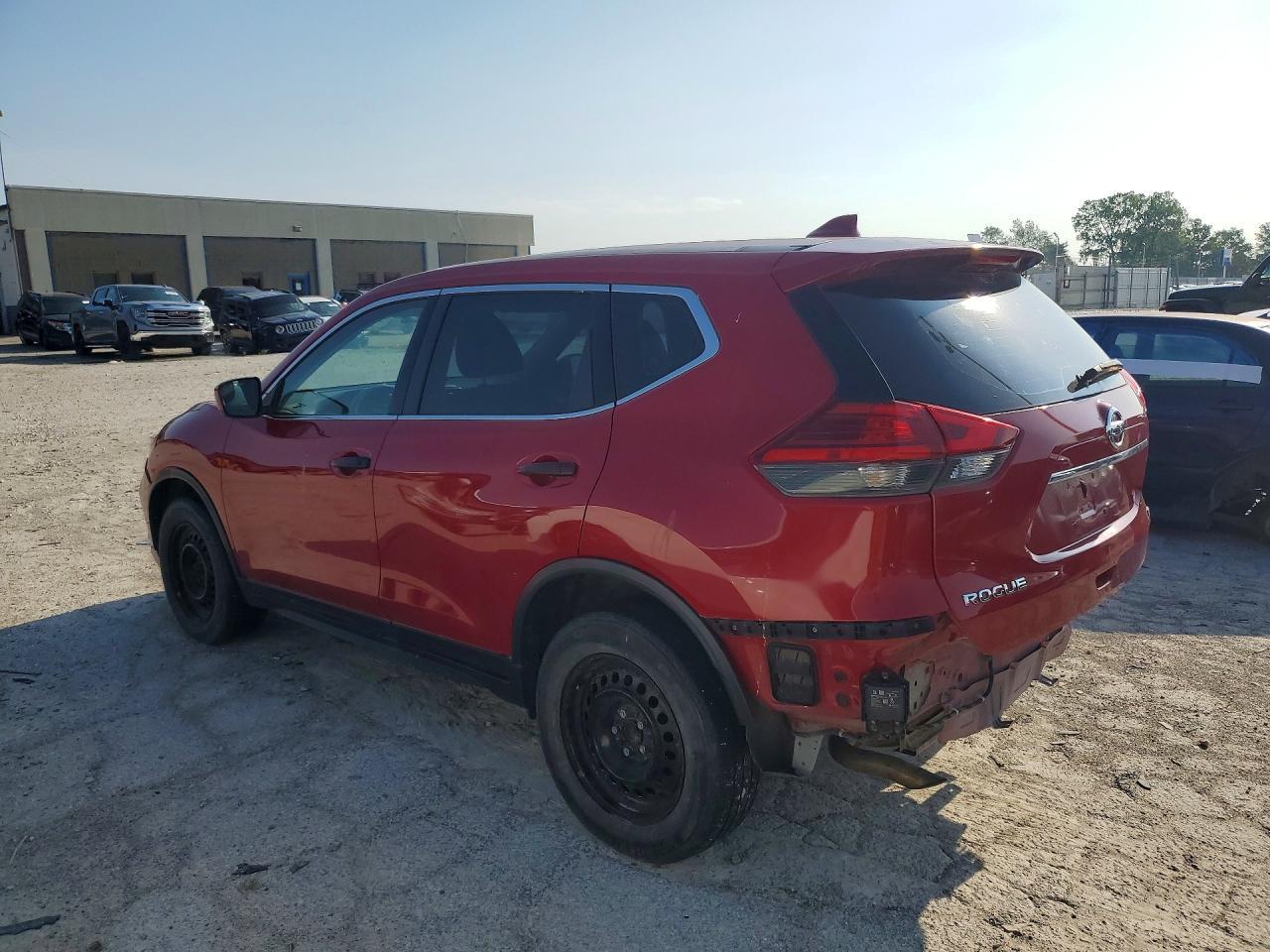 2017 Nissan Rogue S - Фото 2