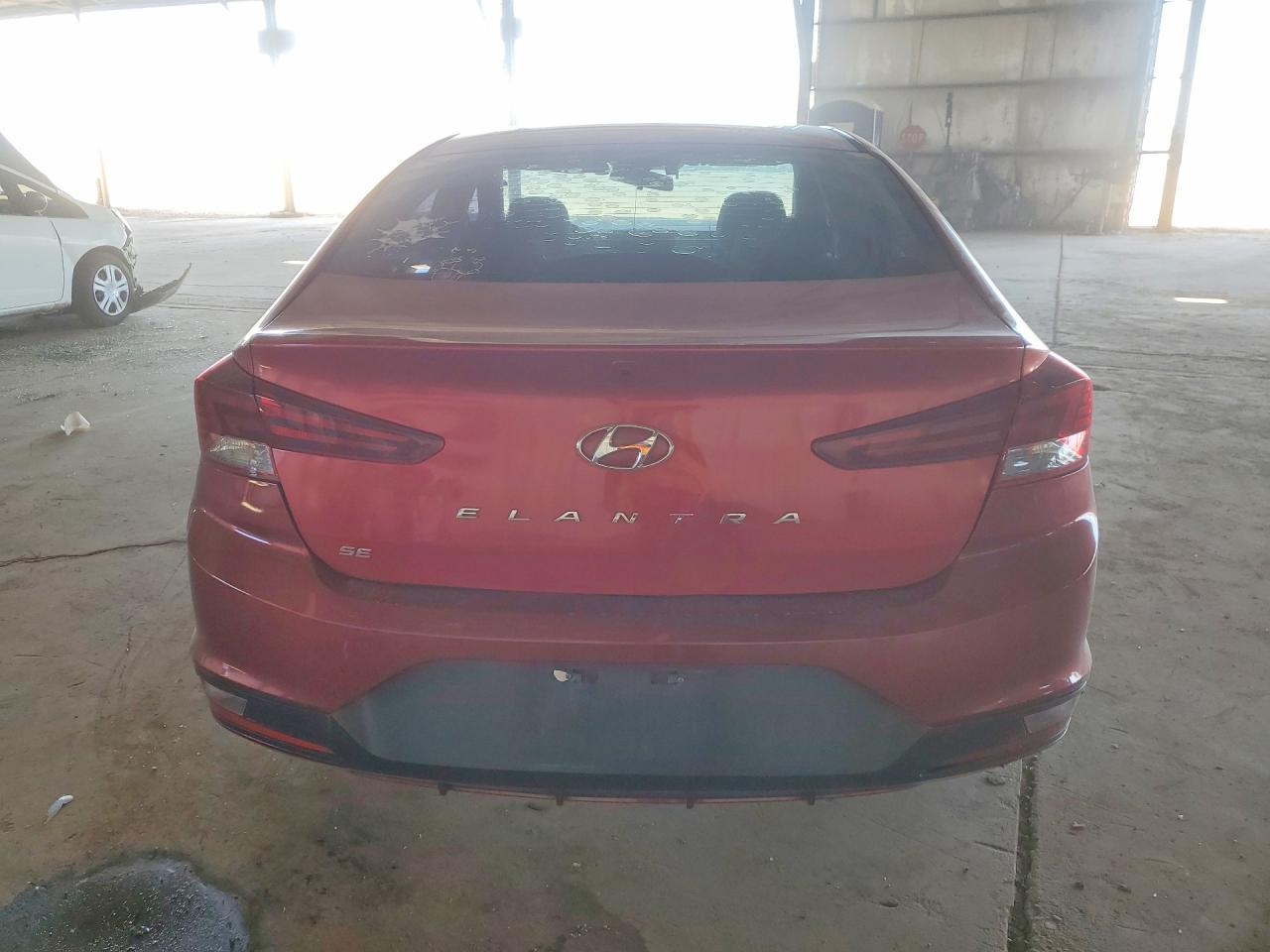 2019 Hyundai Elantra Se - Фото 6