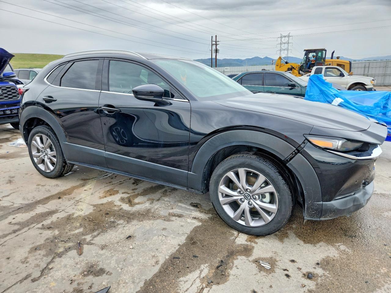 2022 Mazda Cx-30 Premium - Image 4