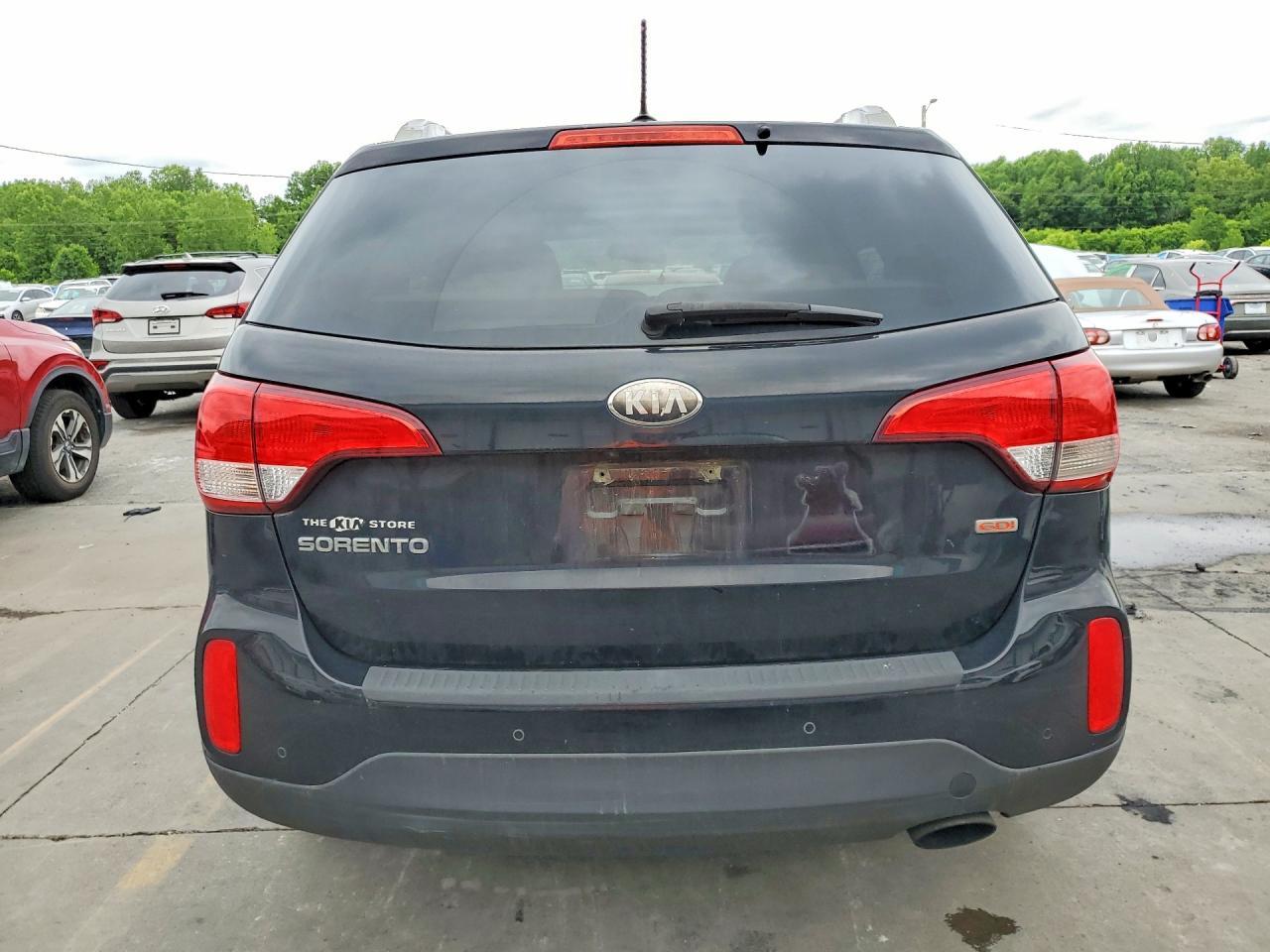 2014 Kia Sorento Lx - Image 6