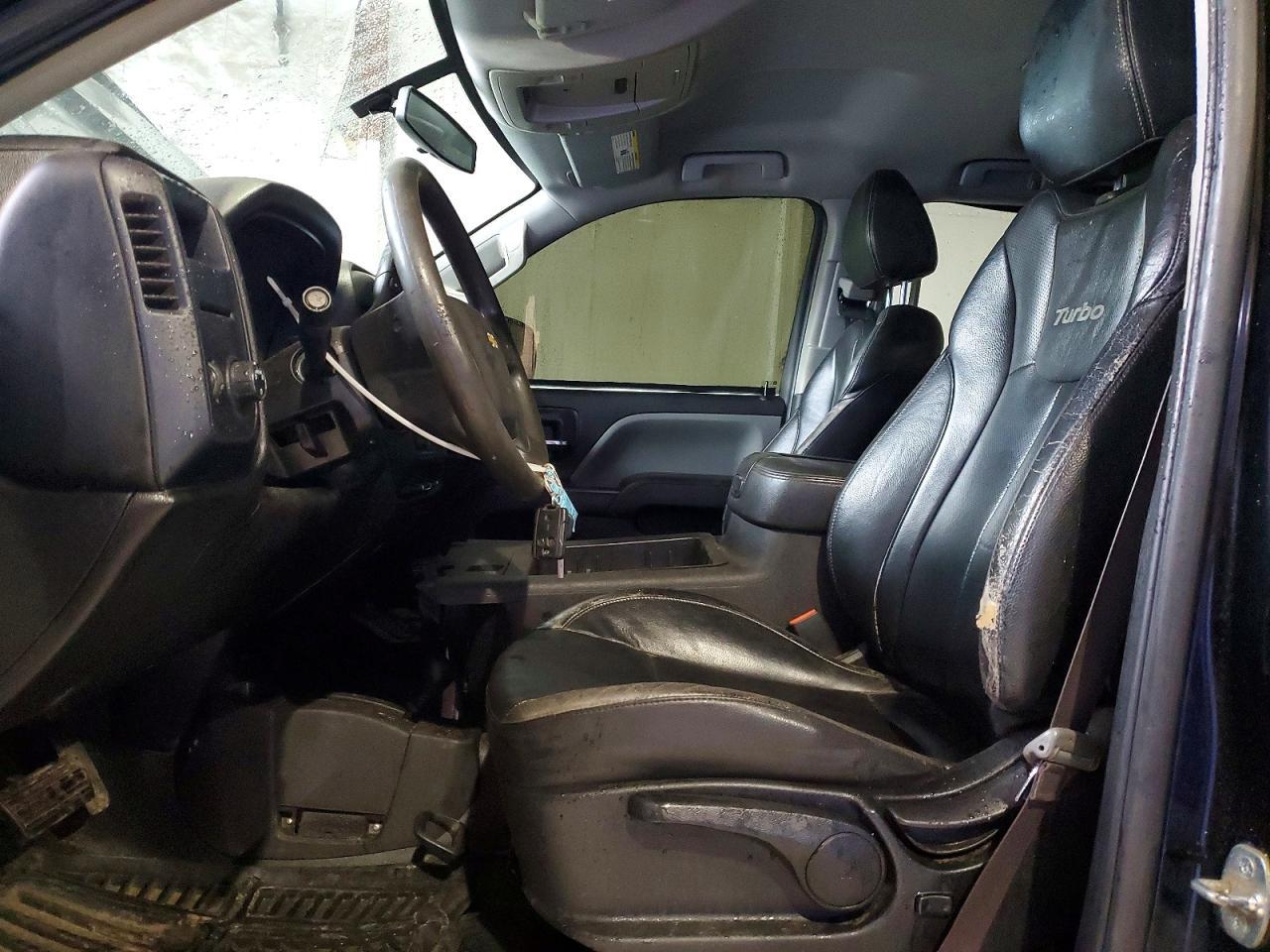 2017 Chevrolet Silverado K1500 Custom - Image 7