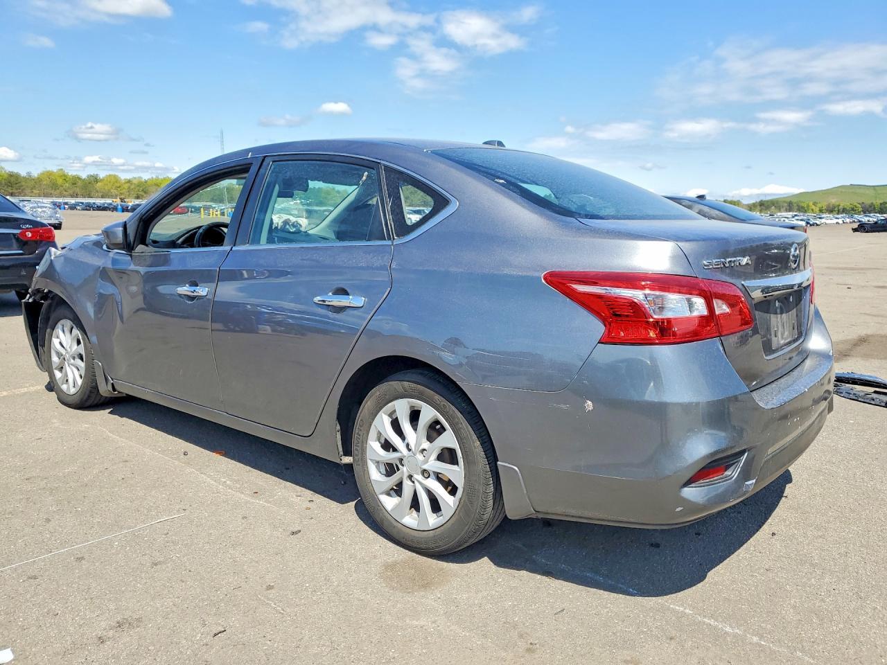 2019 Nissan Sentra Sv - Image 2