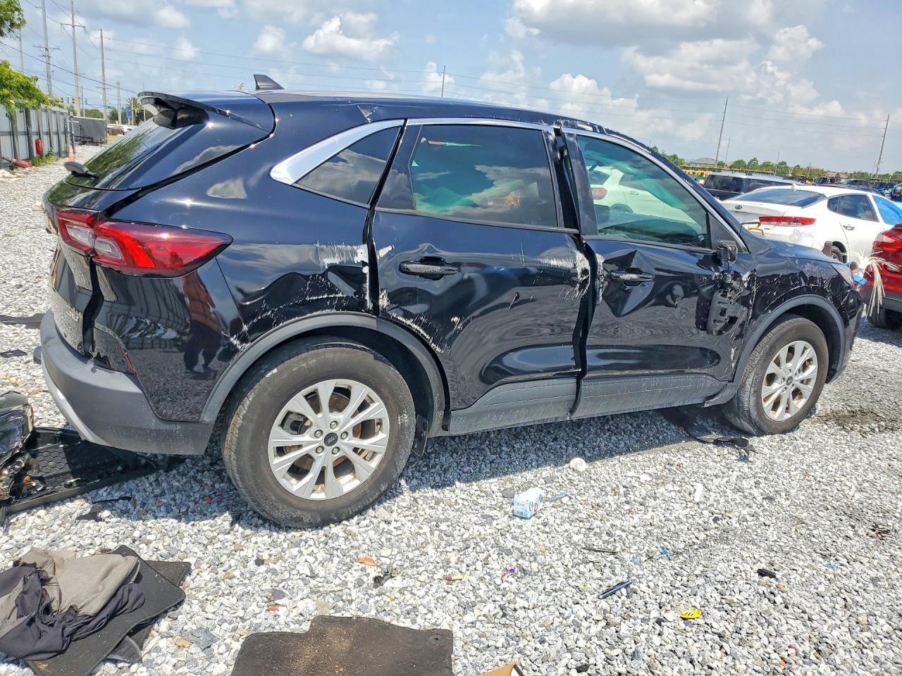 2024 Ford Escape Active - Фото 3