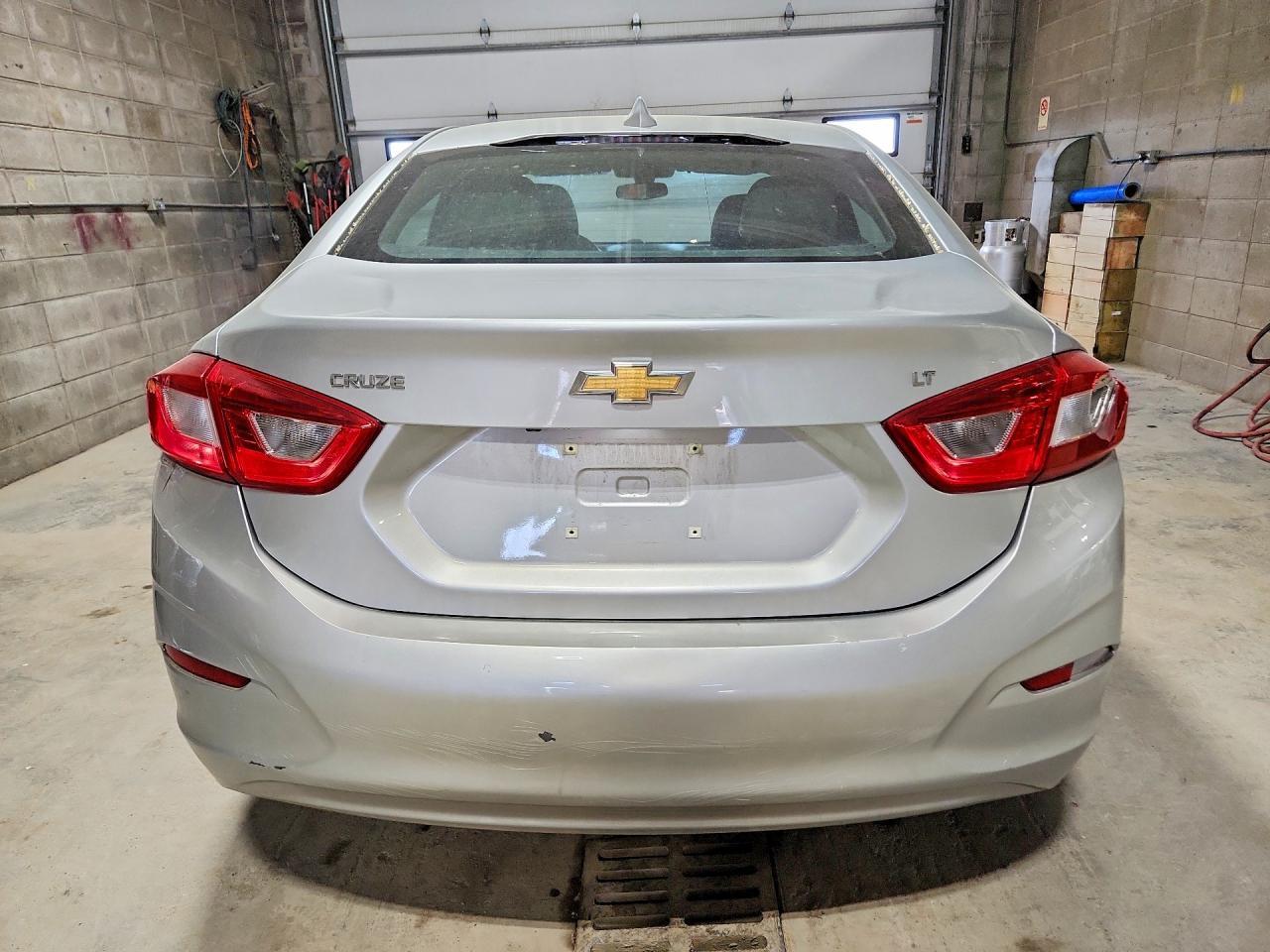 2017 Chevrolet Cruze Lt - Фото 6