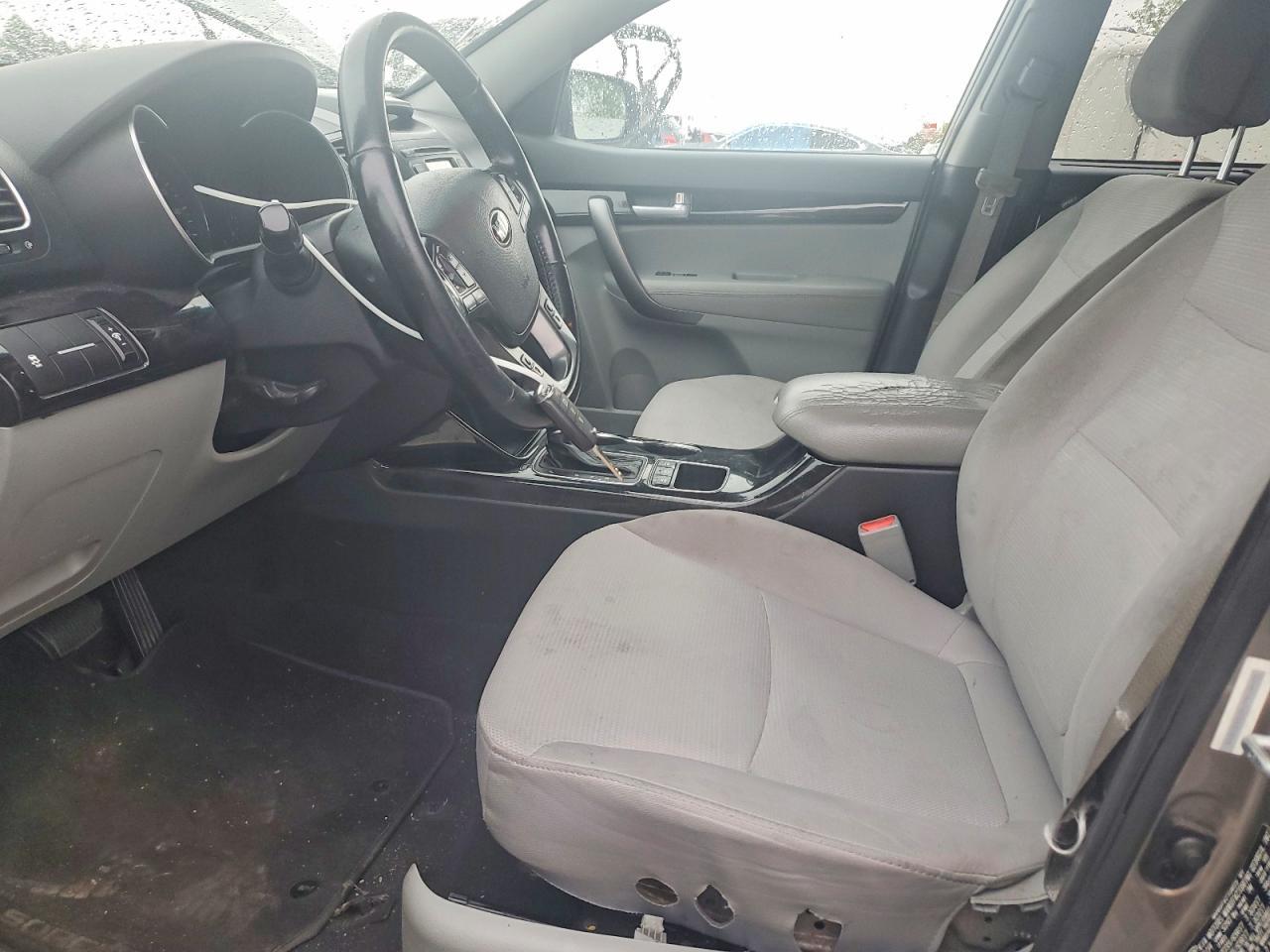 2015 Kia Sorento - Image 7