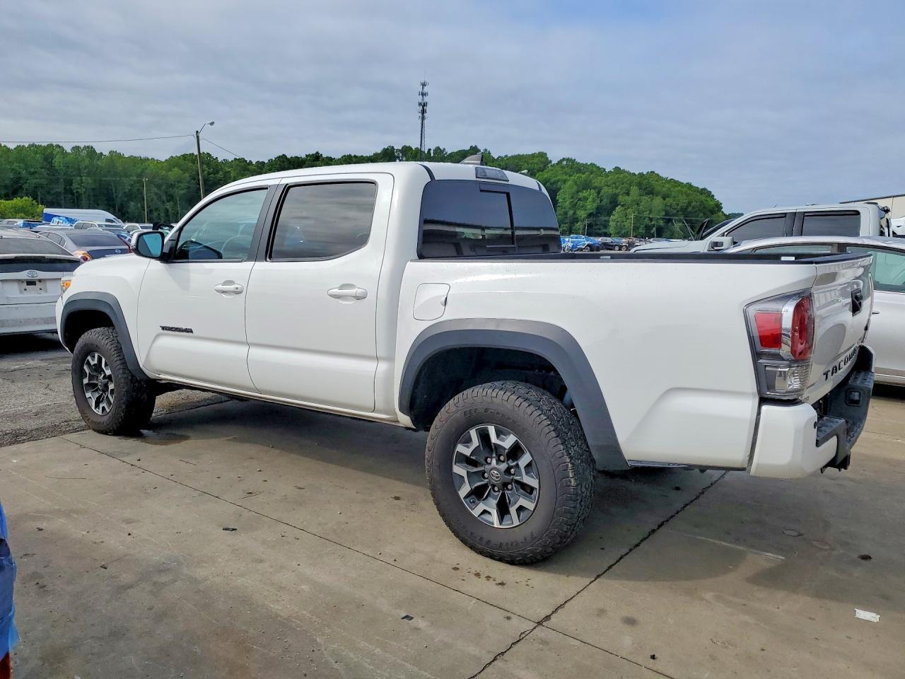 2020 Toyota Tacoma Trd Off-Road - Фото 2