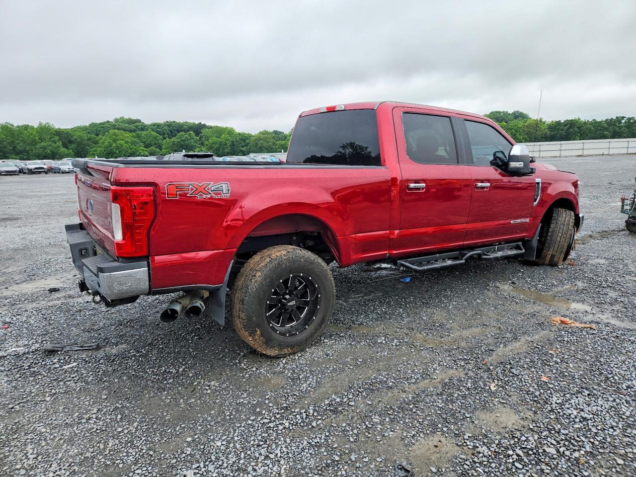 2018 Ford F250 Super Duty - Фото 3