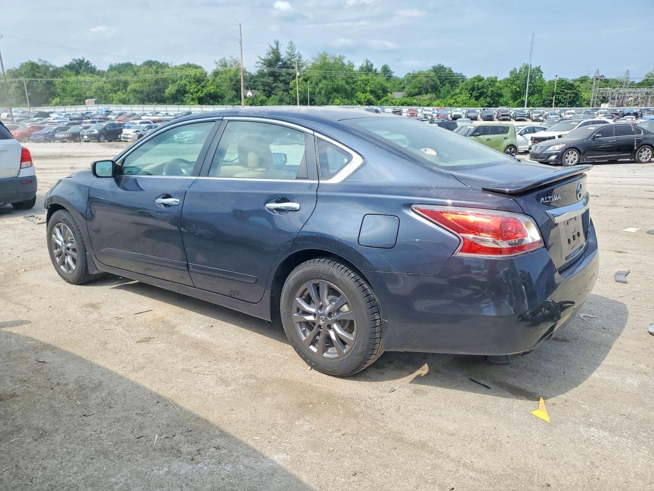 2015 Nissan Altima 2.5 S - Фото 2