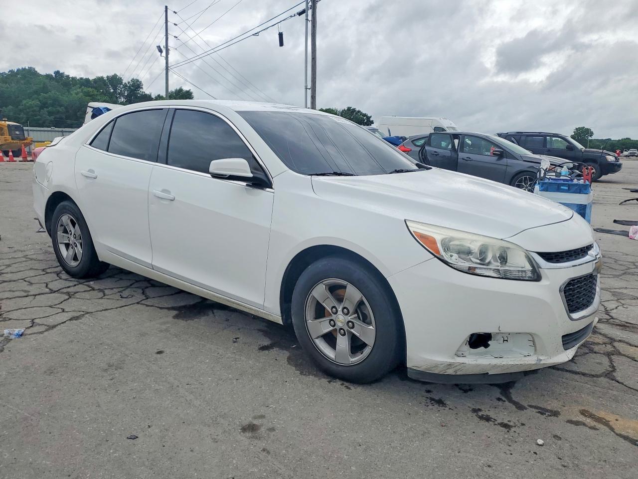 2015 Chevrolet Malibu 1Lt - Фото 4